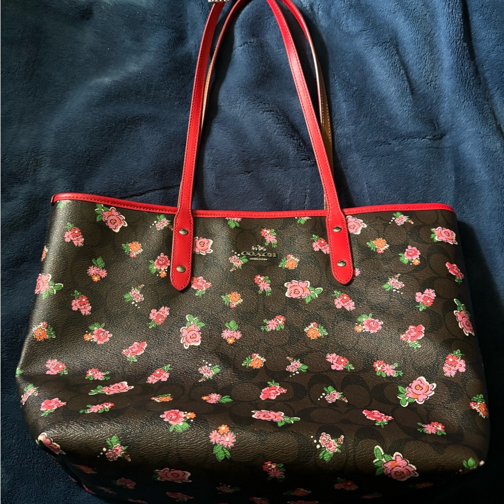 Coach tote purse